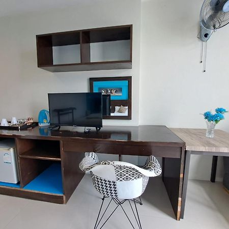 Baan Oui Guest House - Nai Harn Phuket Kültér fotó