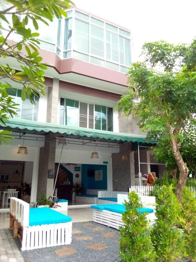 Baan Oui Guest House - Nai Harn Phuket Kültér fotó